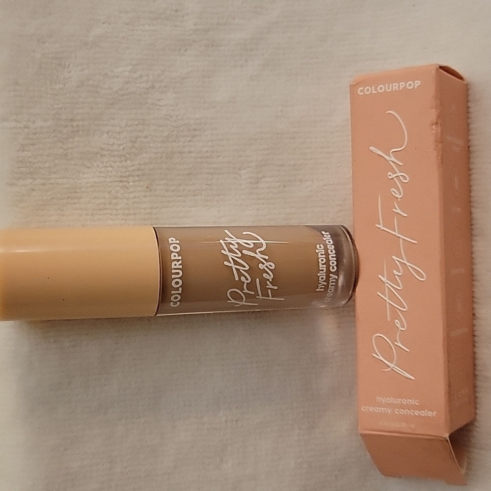 🔥Colourpop Pretty Fresh concealer